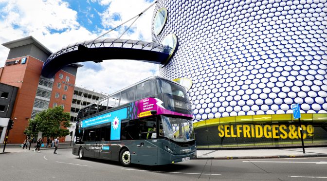 29 eBUSES DOBLE PISO BYD PARA INGLATERRA