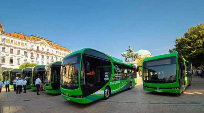 BYD ENTREGA NUEVOS eBUSES EN HUNGRÍA
