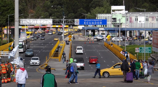 COLOMBIA ESTUDIA REABRIR FRONTERA CON ECUADOR EN NOVIEMBRE