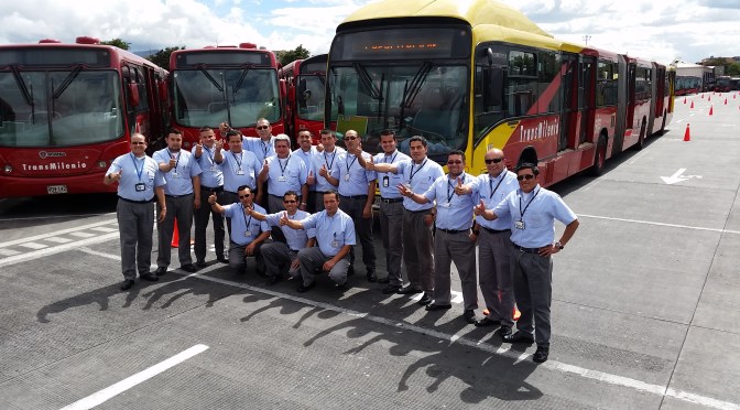TRANSMILENIO Y OPERADORES LANZAN PLAN DE EXCELENCIA EN SEGURIDAD VIAL