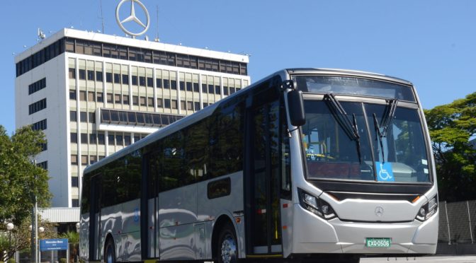 MERCEDES-BENZ LANZA EN BRASIL EL CHASIS O500R SUPER PADRÓN PARA SISTEMAS BRT