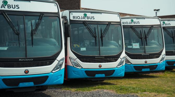 VOLKSWAGEN ENTREGA 60 BUSES URBANOS A RIOJA BUS EN ARGENTINA