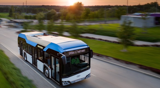 SOLARIS ENTREGA PRIMER BUS URBINO 12 DE HIDRÓGENO EN COLONIA (ALEMANIA)
