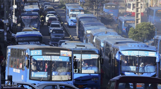 OPERADORES PIDEN DECLARAR DESIERTA LICITACIÓN DE RUTAS ZONALES EN QUITO