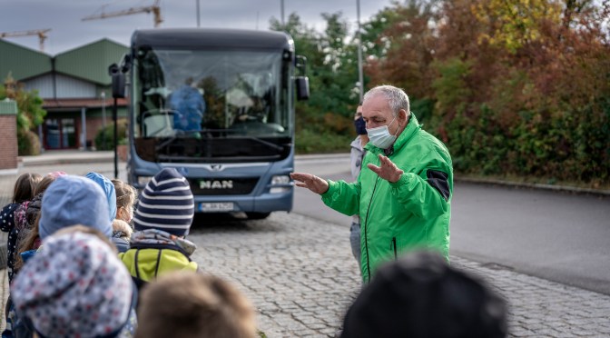 MAN CONTINÚA PROMOVIENDO RUTAS SEGURAS EN LOS COLEGIOS