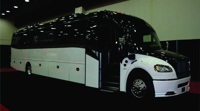 BUS ULTRA COACHLINER, UN LUJO RODANTE TIPO LIMUSINA