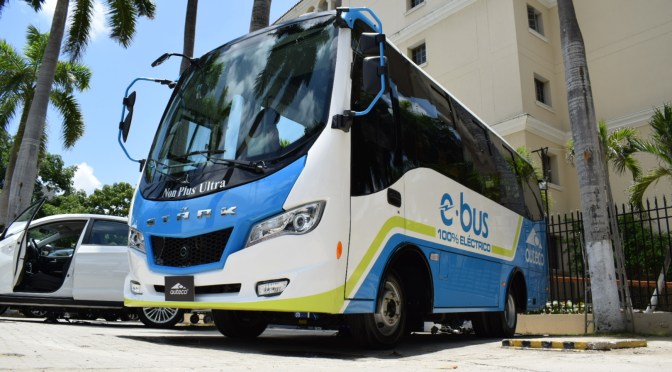 Auteco Mobility lanza su primer bus eléctrico en Colombia