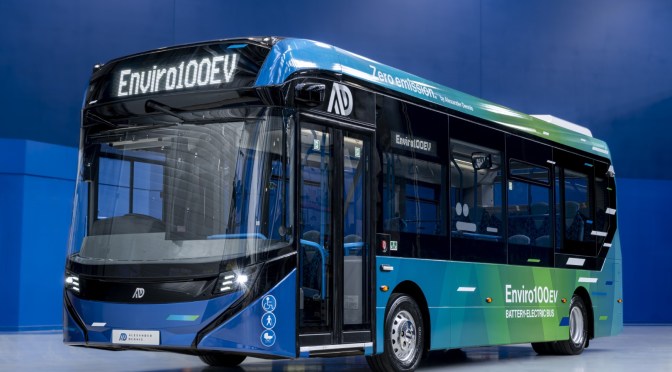 Alexander Dennis lanza el Enviro100EV “Bus grande y pequeño” en Hong Kong