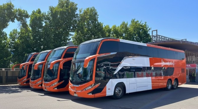 Buses Hualpén incorpora nuevas unidades de doble piso para operaciones en el sector minero