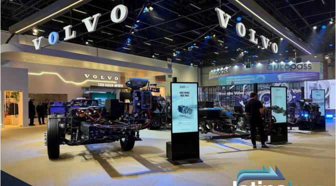 Volvo presenta en LAT.BUS 2026 nuevos chasis eléctricos, B100 Flex y tecnología de inteligencia artificial